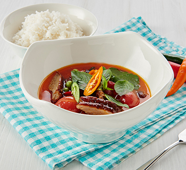 RED CURRY WITH ROASTED DUCK
